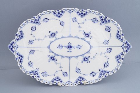 Royal Copenhagen, blue fluted full lace; A dish of porcelain #1060