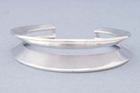 Hans Hansen; open bangle in sterling silver