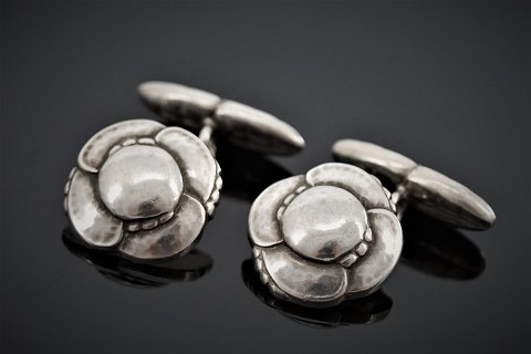 Georg Jensen; A pair of jugend cufflinks of sterling silver, 1933 - 1944