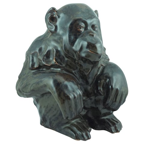 Bing & Grøndahl, Jean René Gauguin; Figurine of stoneware, monkey #7091