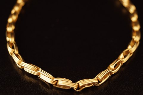 Necklace in 14k gold