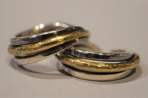 Anette Kræn; Ear rings made in silver and gold