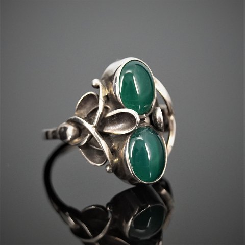 Georg Jensen; Moonlight Blossom ring af sterling sølv med chrysopraser #48