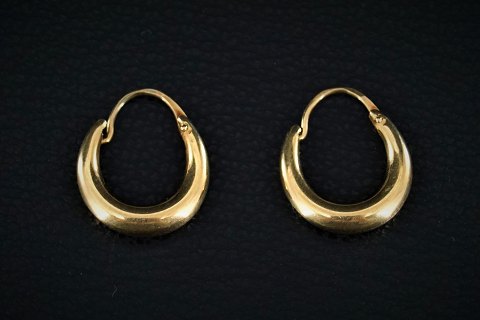 Earrings of 14k gold