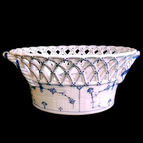Royal Copenhagen, blue fluted full lace porcelain; A round fruit basket, early