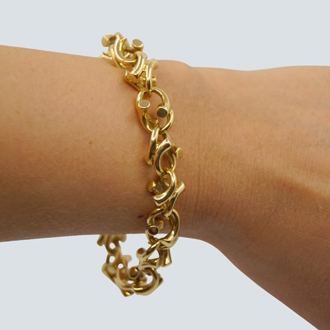 Regitze Overgaard for Georg Jensen; Magic armbånd i 18 kt. guld, i kraftig kvalitet