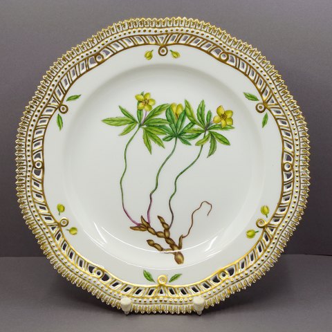 Royal Copenhagen, Flora Danica; Middagstallerken #3553
