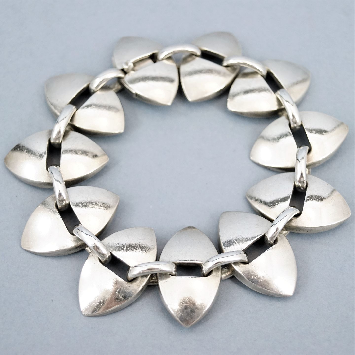 Antik Damgaard-Lauritsen - Georg Jensen, Nanna Ditzel; A bracelet